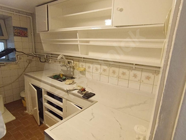 Helinden Cihangirin En İyi Lokasyonunda Kiralık Daire - Görsel 5