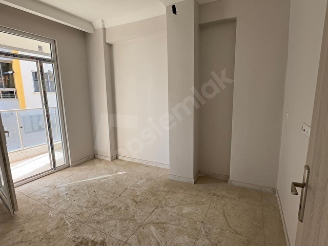 ADLİYE KTO ÜNİ. VE ŞEHİR HAST.KONUMUNDA KONFORLU 1+1 SIFIR DAİRE - Görsel 11