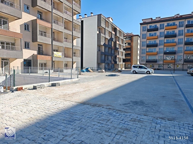 ADLİYE KTO ÜNİ. VE ŞEHİR HAST.KONUMUNDA KONFORLU 1+1 SIFIR DAİRE - Görsel 3