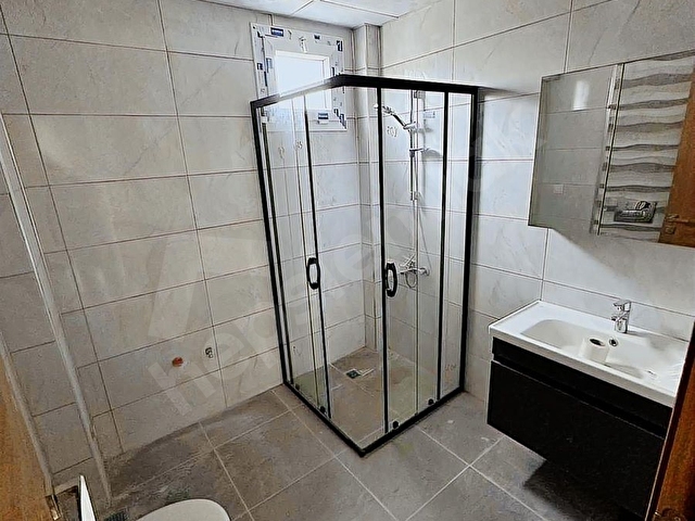 Seferihisar Tam Merkezde Geniş Doğalgazlı 2+1 Kiralık Daire - Görsel 12