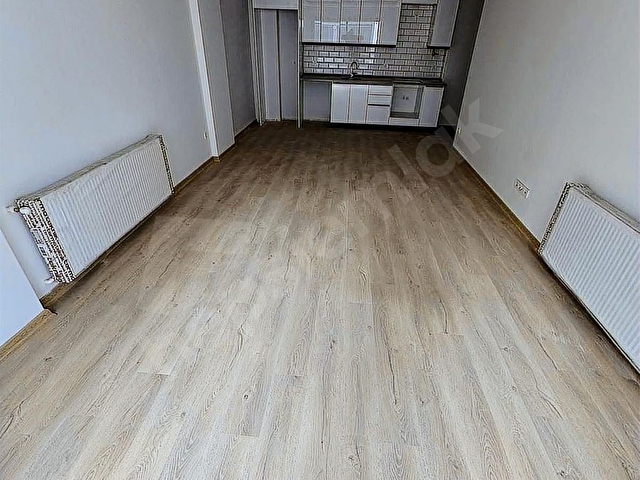 Seferihisar Tam Merkezde Geniş Doğalgazlı 2+1 Kiralık Daire - Görsel 8