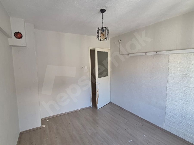 TEVFİKİYE MAH. 2+1 KAPALI MUTFAK 90m2 KİRALIK FERAH DAİRE - Görsel 2