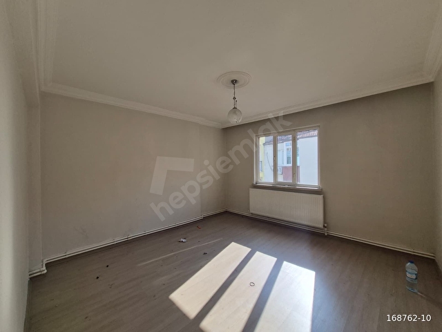 TEVFİKİYE MAH. 2+1 KAPALI MUTFAK 90m2 KİRALIK FERAH DAİRE - Görsel 6
