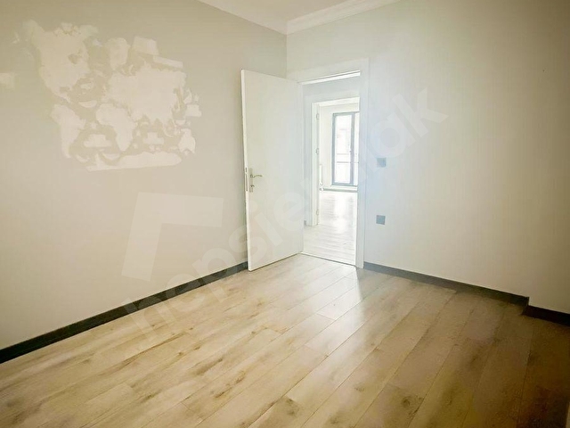 FIRSAT ! BULGURLU METROYA YAKIN 3+1 120 M2 İSKANLI DAİR - Görsel 18