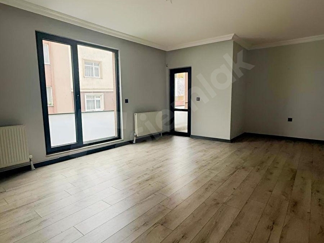 FIRSAT ! BULGURLU METROYA YAKIN 3+1 120 M2 İSKANLI DAİR - Görsel 8