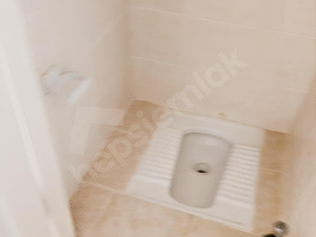 ZEYNEP KAMİL DE 2+1 YARI ZEMİN 27000 TL - Görsel 13