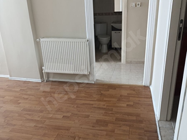 ZEYNEP KAMİL DE 2+1 YARI ZEMİN 27000 TL - Görsel 7