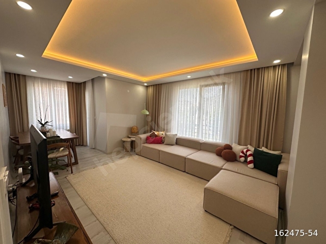 Reşitpaşa Caddesi Üzeri Lüks 2+1 Daire - Görsel 2