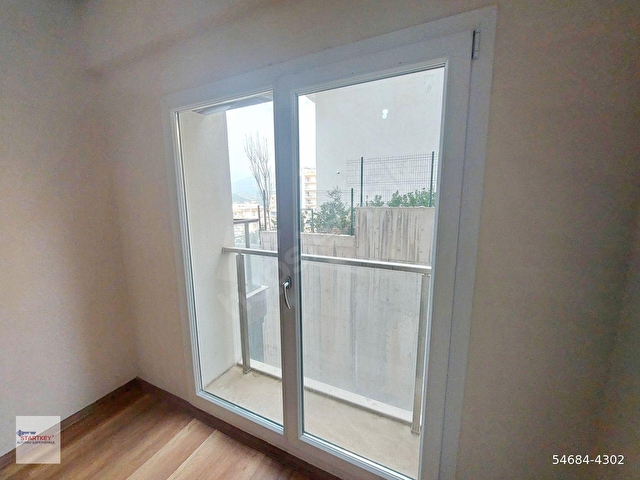 Bayraklı Yamanlar Zerrin Hanım Sitesinde 3+1 Satılık Daire - Görsel 14