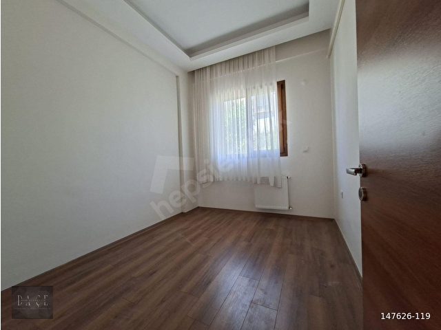 Çolak İbrahim Bey Mahallesinde Geniş ve Ferah 3+1 Kapalı Mutfaklı Kiralık Daire - Görsel 18