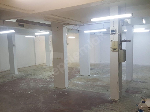Güngören Haznedar Mah 220m2 Kiracılı Satılık Bodrum Dükkan - Görsel 18