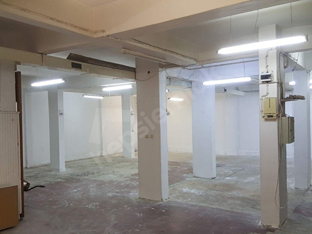 Güngören Haznedar Mah 220m2 Kiracılı Satılık Bodrum Dükkan - Görsel 23