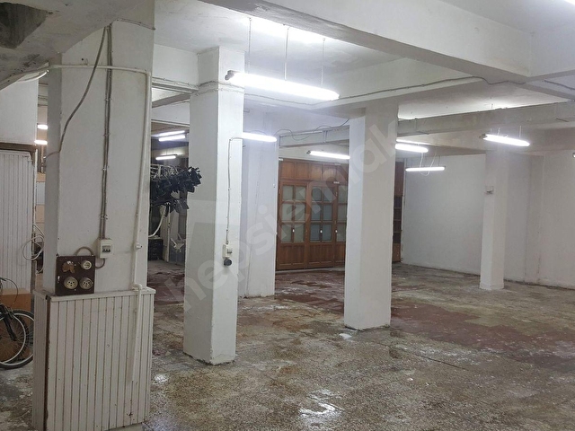 Güngören Haznedar Mah 220m2 Kiracılı Satılık Bodrum Dükkan - Görsel 4