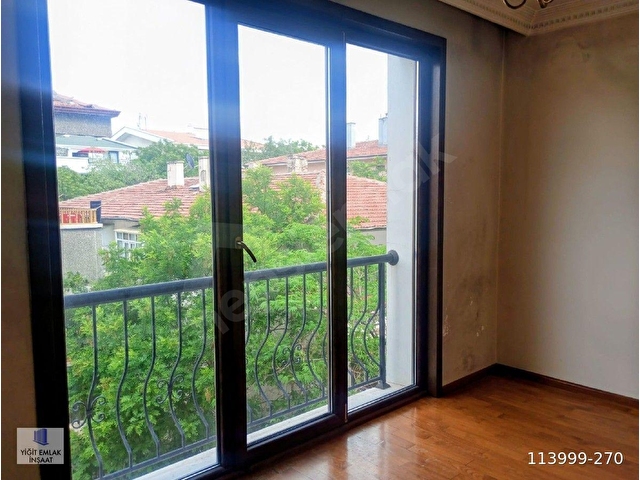 46 SOKAKTA GENÇ APARTMANDA ÜÇ CEPHELI  ARAKAT ASANSÖRLÜ KAPALI OTOPARKLI - Görsel 10