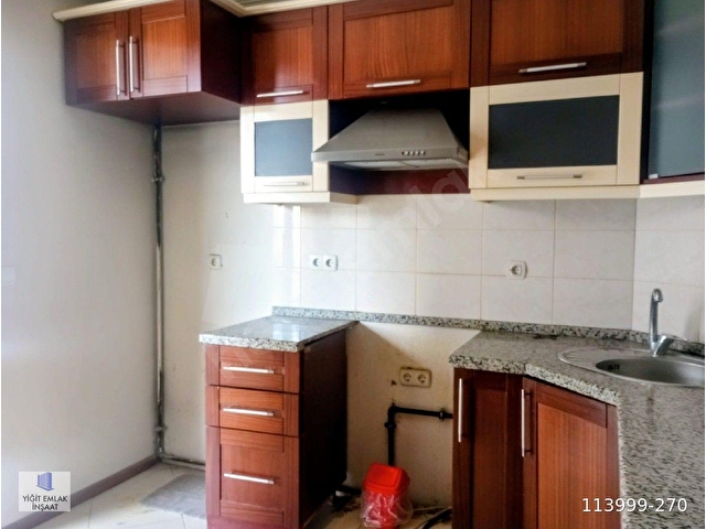 46 SOKAKTA GENÇ APARTMANDA ÜÇ CEPHELI  ARAKAT ASANSÖRLÜ KAPALI OTOPARKLI - Görsel 23