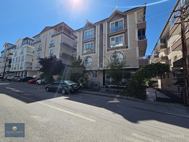 Etimesgut Halk Ekmek Fabrikası ve Park Yakını Arakat 3+1 Kiralık daire