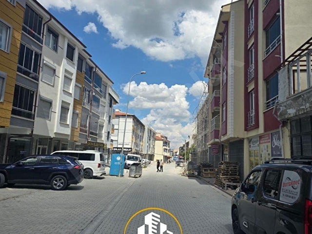 ŞEN&ER EMLAK’tan KULU ÇARŞI MERKEZDE SATILIK 3+1 DAİRE - Görsel 2