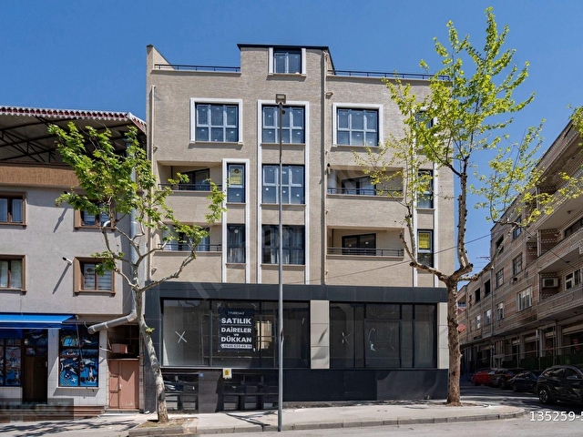 Prof Tezok Cd Selçukbeyde Satılık 4+1 Daire 166m2 Dubleks Daire