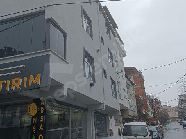 Arnavutköy karlıbayır kamu binalarının yanıbaşında satlik 1+1 - Görsel 2