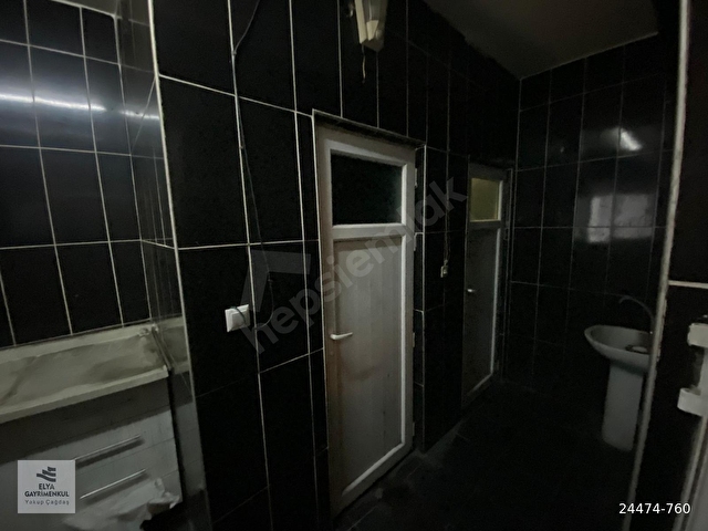 ELYAdan Şaşmaz Merkezde Araç Asansörlü 450 m2 Kiralık Dükkan - Görsel 4
