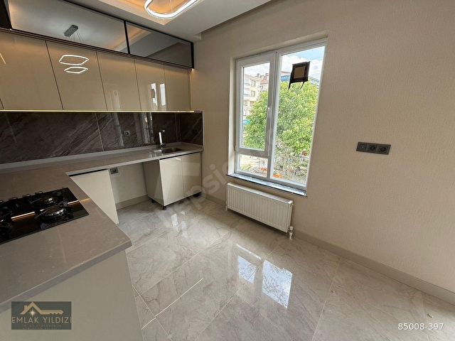 *EMLAK YILDIZI* KABİL CADDESİNE CEPHELİ ÖNÜ AÇIK SIFR YAPILI 3+1 - Görsel 13
