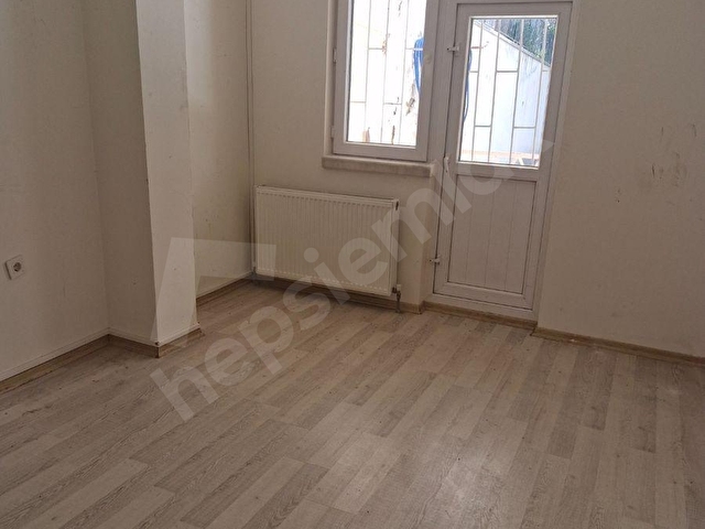 AŞAGI ÖVEÇLERDE SATILIK OFİS BÜRO 2+1 ARKA CEPHEDEN GİRİŞ KAT GÜNEY CEPH ANKASTRE MUTFAK MANTOLAMALI - Görsel 9