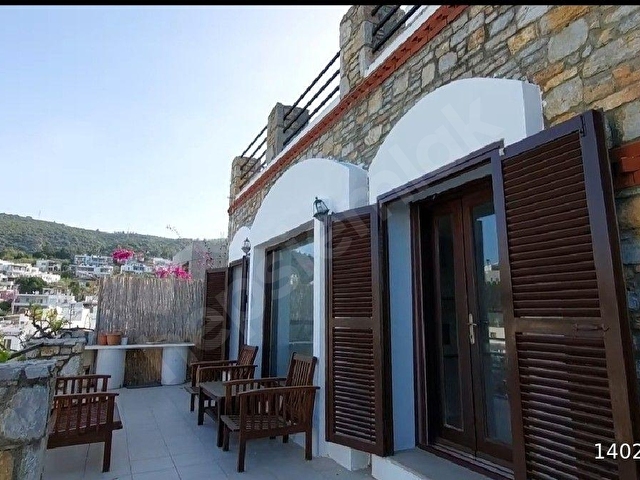 Bodrum-Kumbahce deniz manzaralı kiralık dubleks taş villa - Görsel 9