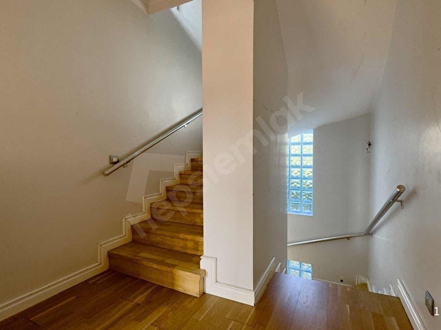 A-Z EMLAK | ZEKERİYAKÖY GÜNEY KONAKLARINDA 705 M2 ARSALI VİLLA - Görsel 23