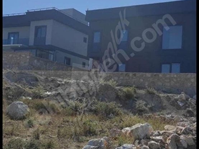 YALOVA TERMAL AKKÖY MAH SATILIK VİLLA İMARLI ARSA