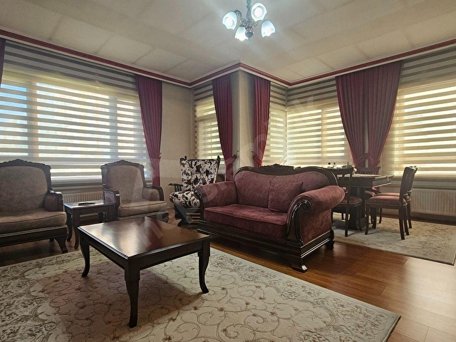 ETSDEN KONYA YOLU YAKINI / GENİŞ TERASLI 6+1 DUBLEX DAİRE - Görsel 2