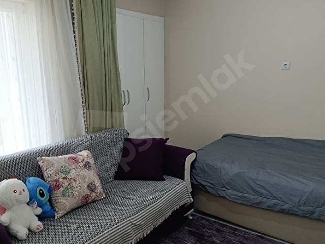BARIŞ CADDESİ YAKINI. MASRAFSIZ BAKIMLI DAİRE - Görsel 3