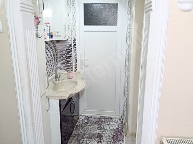 BARIŞ CADDESİ YAKINI. MASRAFSIZ BAKIMLI DAİRE - Görsel 22