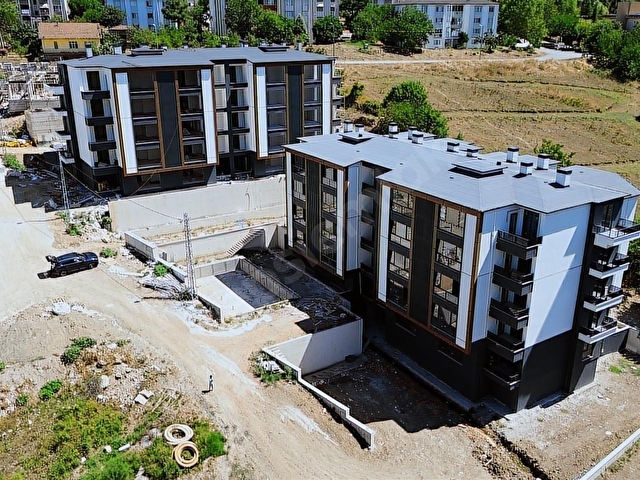 ÖZCANLARDAN_ SİTE İÇİ_ARAKAT_ 3+1_LÜKS_140M2_HAVUZLU_OTOPARKLI - Görsel 6