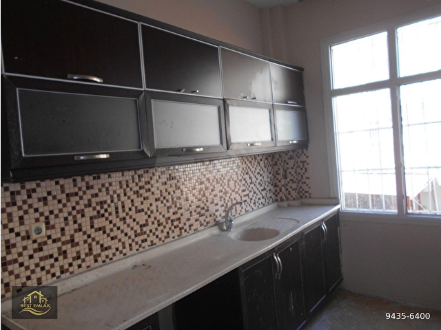 HATAY KURTULUŞ MAHALLESİNDE ANA CADDE CEPHELİ BAKIMLI 3+1 HASARSIZ SATILIK DAİRE - Görsel 13