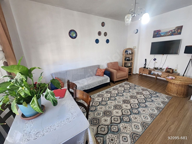 ARYANA EMLAKTAN SATILIK MERKEZDE SATILIK DAİRE