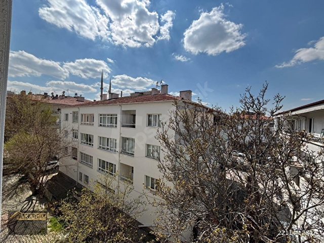 AKARSU EMLAKTAN LÜKS YAPILI DİKMEN CADDESİ PARALELİNDE ARAKATTA 3+1+KİLERLİ MERKEZİ KONUMDA - Görsel 9