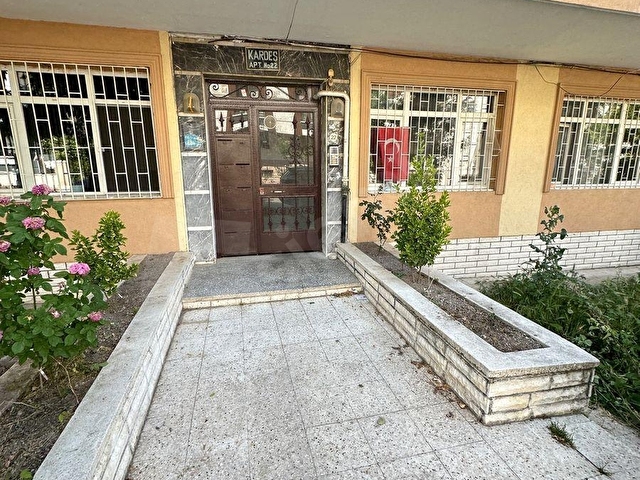 Çankaya Ertuğrul Gazi  Mahallesi Uzun Gemiciler Sokak 1+1Kiralık Daire