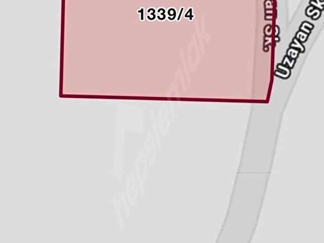 AKYURT YEŞİLTEPE MAH İMARLI KONUT ARSASI 1374 M2 TEK TAPU TEL İLE CEVRİLİ YOLA CEPHELİ. - Görsel 3