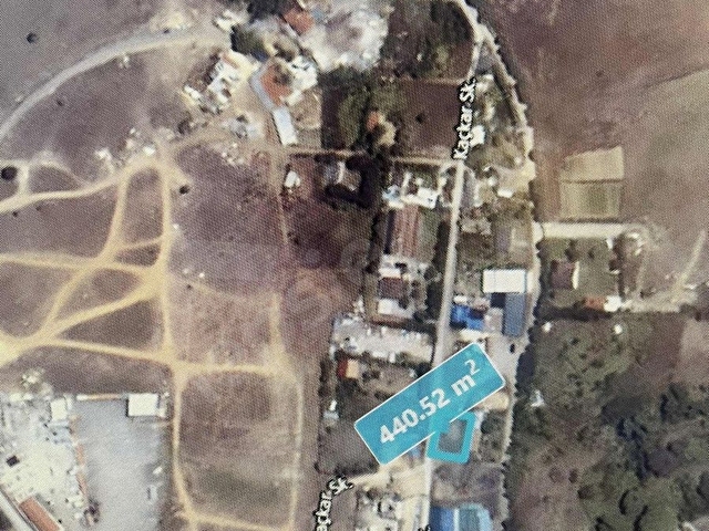 Çözüm den acil satılık 2 parsel 440 m2 - Görsel 9