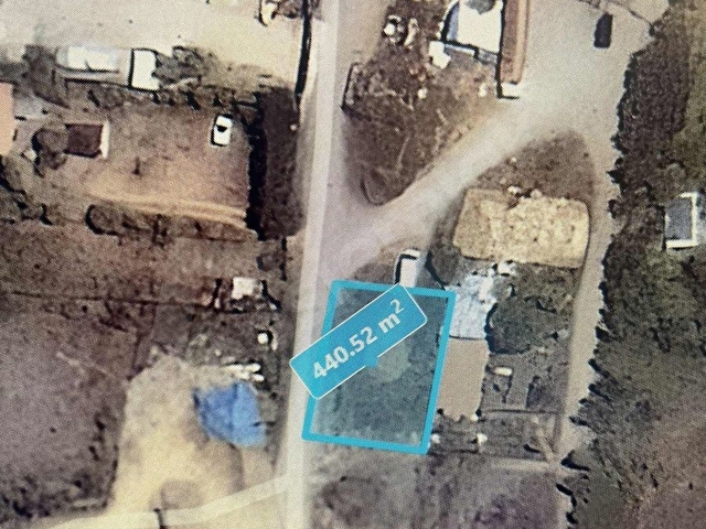 Çözüm den acil satılık 2 parsel 440 m2