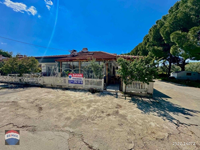 KUŞADASI NAZILLI SITESI NDE SATILIK 4+1 DUBLEKS YAZLIK