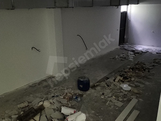 KEMERBURGAZ MERKEZDE 260 M2 İKİ KAT DÜKKAN - Görsel 8
