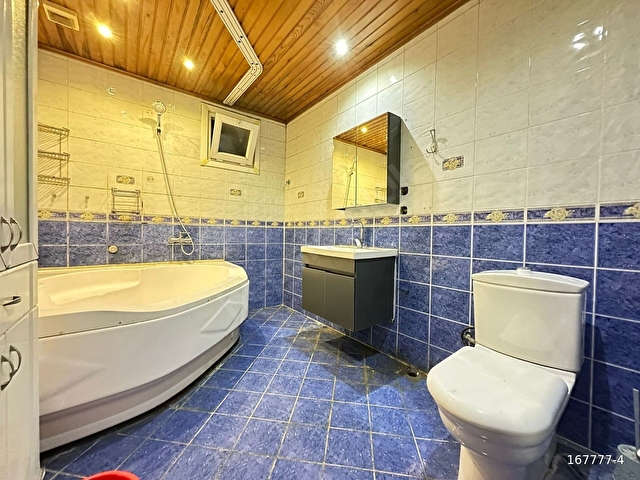 Yüksek Kira Getirisi / Metro 5 dk / 4+1 220 m2 / Teras /Barbekü - Görsel 5