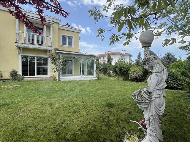ARDIÇLI EVLER 4+1 SAFIR TİPİ BAKIMLI VİLLA