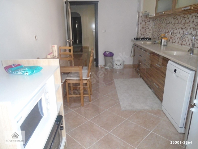Guven Emlak Tan Gunesevlerde Asansorlu 3 1 Satilik Daire 35001 2864 Hurriyet Emlak