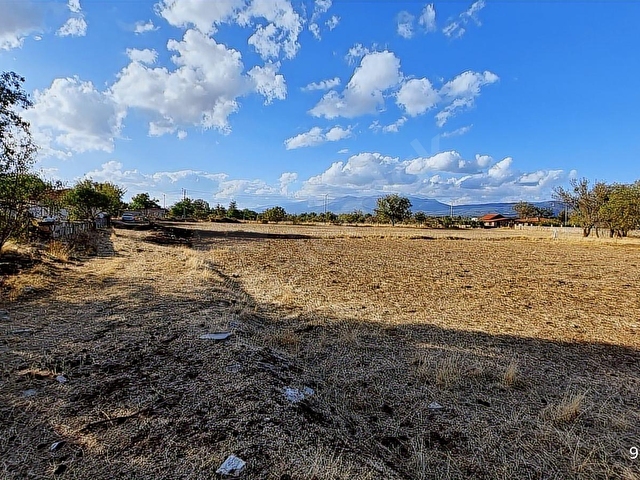 Tavas Yaka (Bağlar)da Satılık 1500 m2 İmar Alanı İçinde Tarla - Görsel 20