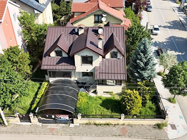 Bolu Merkezde Müstakil Yaşam İsteyenler İçin Kaçmaz Fırsat Villa - Görsel 3