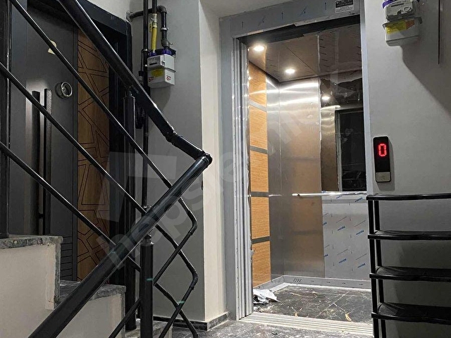 SIRAKAPILARDA MÜKEMMEL 3+1 DAİRE - Görsel 2