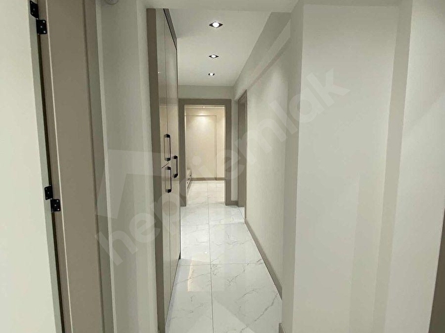 SIRAKAPILARDA MÜKEMMEL 3+1 DAİRE - Görsel 14