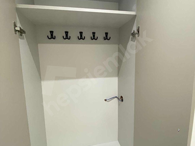 SIRAKAPILARDA MÜKEMMEL 3+1 DAİRE - Görsel 9